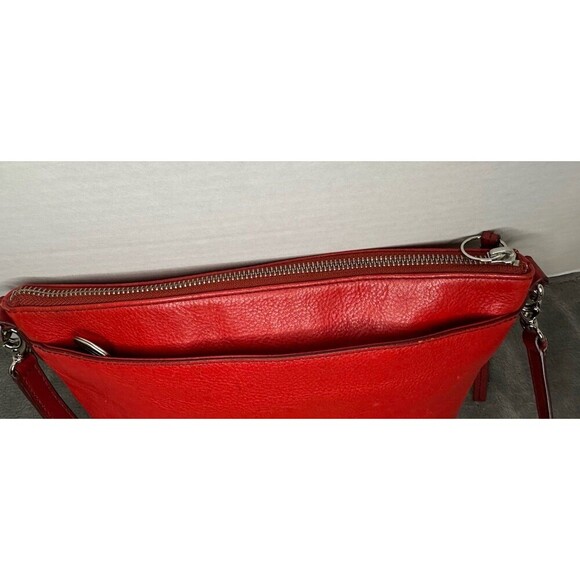 Fossil Red Leather Credit Card Slots Zipper Closure Crossbody Bag - Picture 5 of 16
